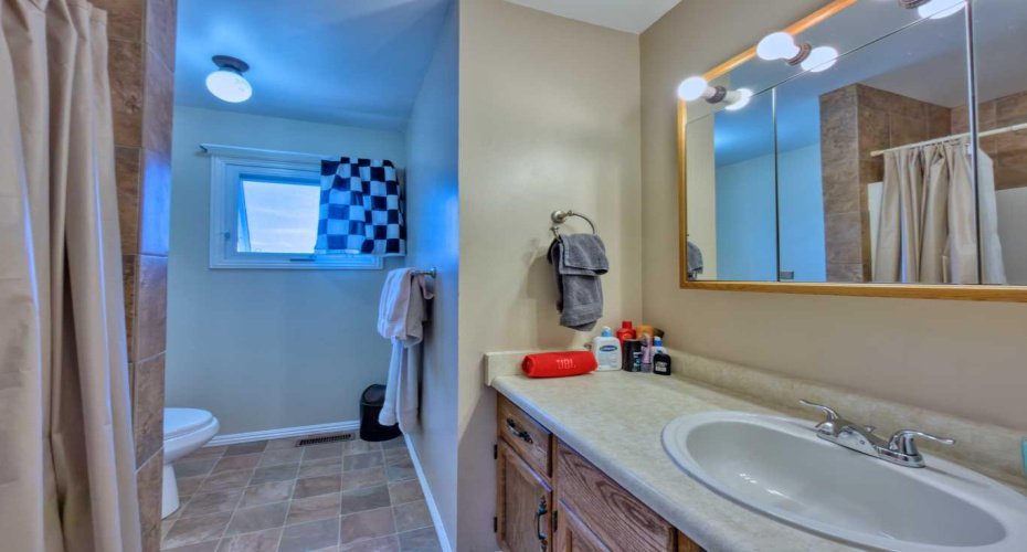 8534 21 Avenue, Coleman, Alberta T0K0M0, 4 Bedroom Bedrooms, 0 ,2 BathroomBathrooms,Residential,For Sale,21,0,A2328274