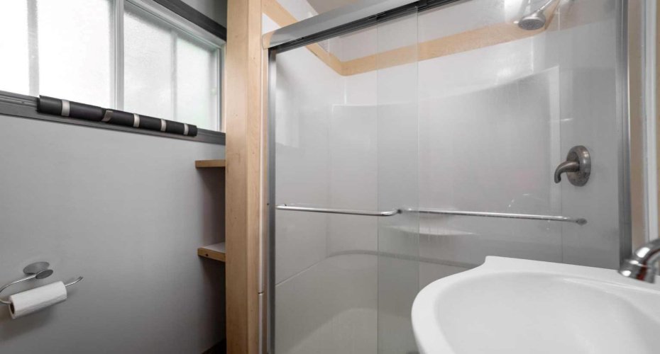 3 pc Bathroom