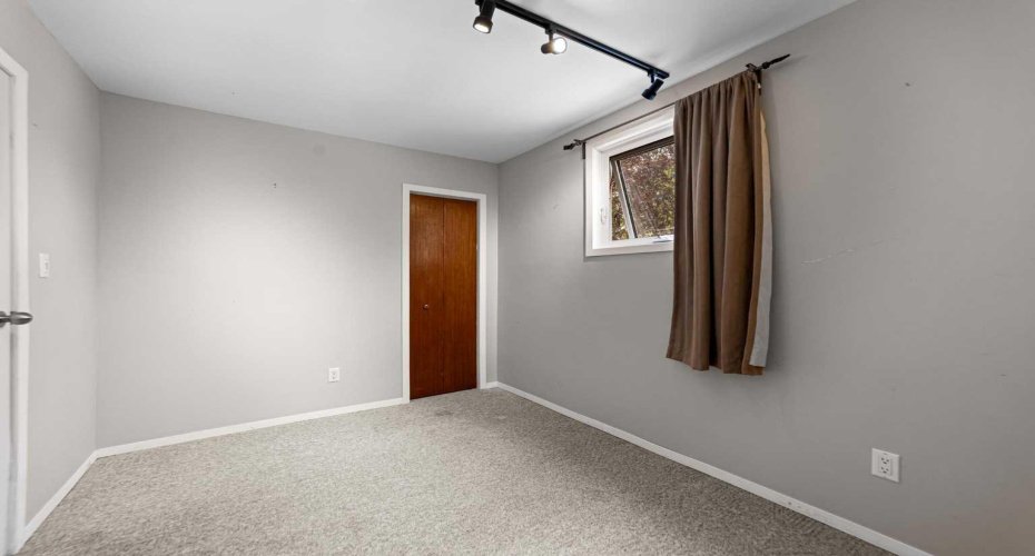 5114 52 Street, Daysland, Alberta T0B 1A0, 4 Bedroom Bedrooms, 0 ,3 BathroomBathrooms,Residential,For Sale,52,0,A2328276