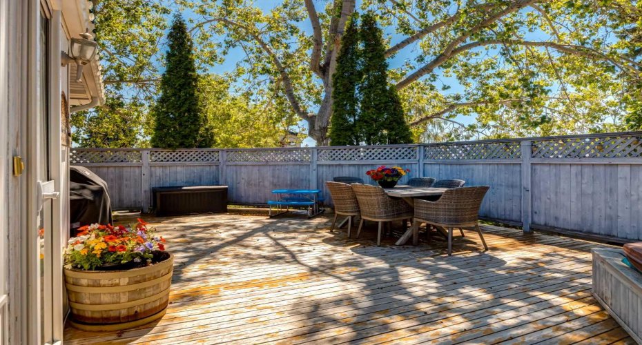 23 Heston Street, Calgary, Alberta t2k2c3, 5 Bedroom Bedrooms, 0 ,2 BathroomBathrooms,Residential,For Sale,Heston,0,A2328293