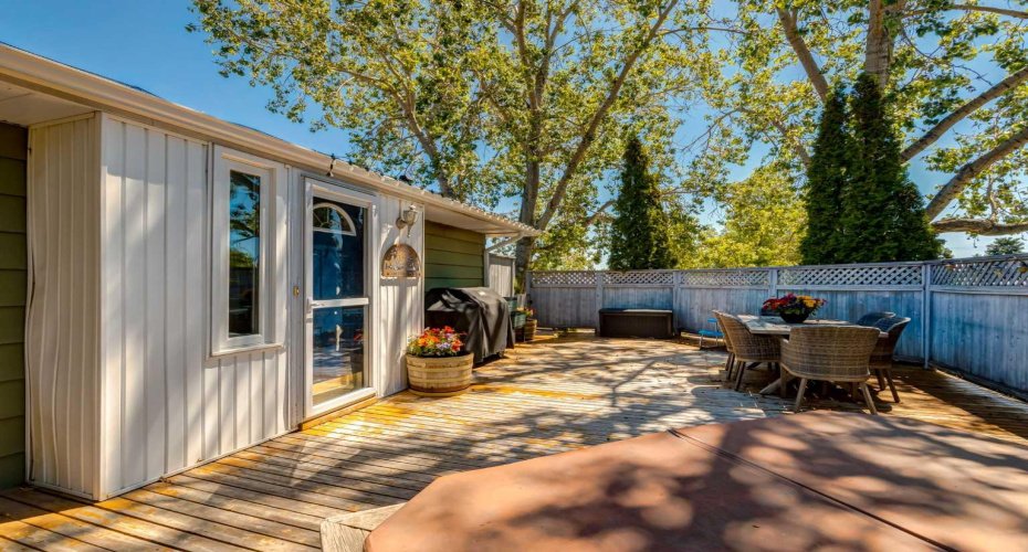 23 Heston Street, Calgary, Alberta t2k2c3, 5 Bedroom Bedrooms, 0 ,2 BathroomBathrooms,Residential,For Sale,Heston,0,A2328293