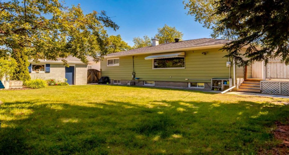 23 Heston Street, Calgary, Alberta t2k2c3, 5 Bedroom Bedrooms, 0 ,2 BathroomBathrooms,Residential,For Sale,Heston,0,A2328293