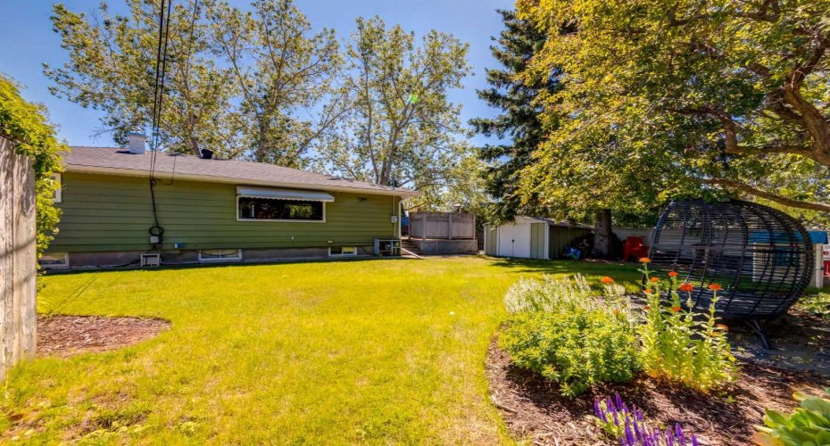 23 Heston Street, Calgary, Alberta t2k2c3, 5 Bedroom Bedrooms, 0 ,2 BathroomBathrooms,Residential,For Sale,Heston,0,A2328293