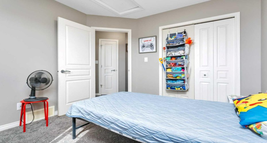 6 Reid Court, Sylvan Lake, Alberta T4S 1W3, 3 Bedroom Bedrooms, 0 ,3 BathroomBathrooms,Residential,For Sale,Reid,0,A2328295