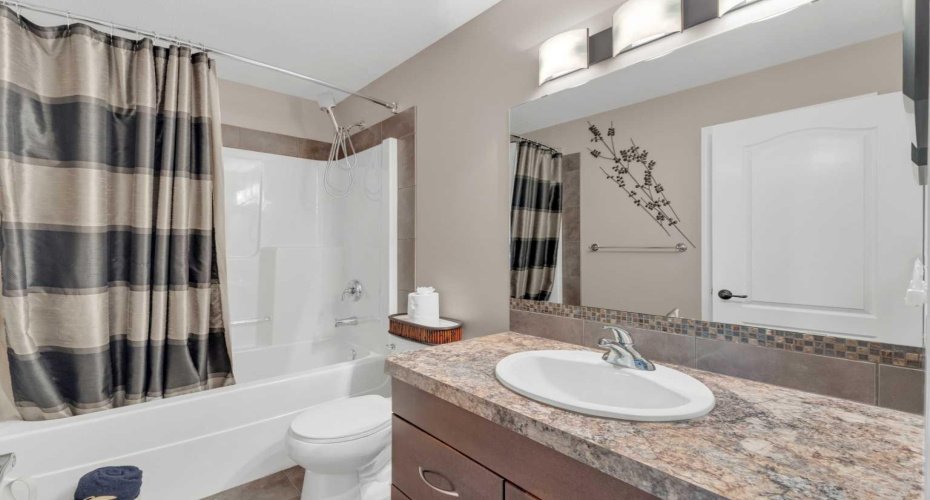 4396 Ryders Ridge Boulevard, Sylvan Lake, Alberta T4S0J7, 4 Bedroom Bedrooms, 0 ,4 BathroomBathrooms,Residential,For Sale,Ryders Ridge,0,A2328299