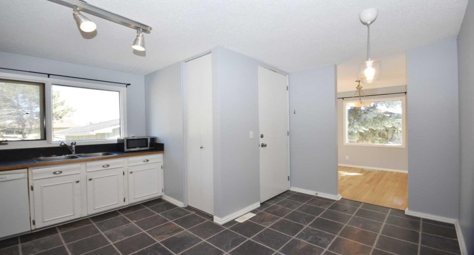 2604 106 Avenue, Calgary, Alberta T2W 2J1, 4 Bedroom Bedrooms, 0 ,3 BathroomBathrooms,Residential,For Sale,106,0,A2328300
