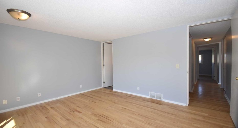 2604 106 Avenue, Calgary, Alberta T2W 2J1, 4 Bedroom Bedrooms, 0 ,3 BathroomBathrooms,Residential,For Sale,106,0,A2328300