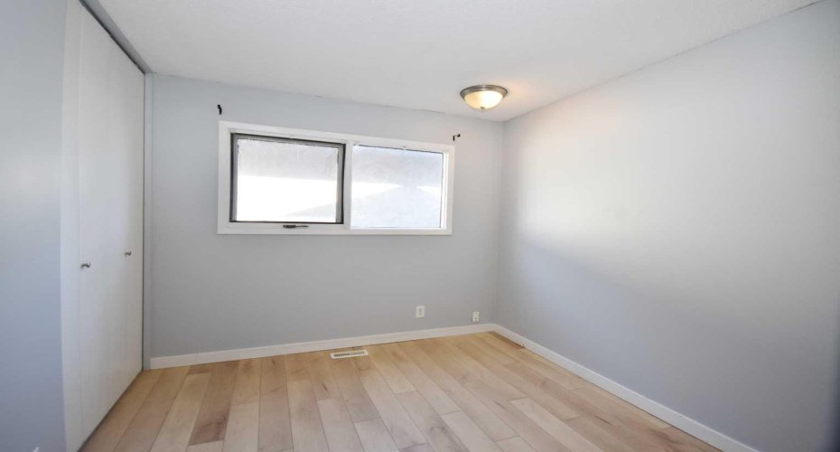 2604 106 Avenue, Calgary, Alberta T2W 2J1, 4 Bedroom Bedrooms, 0 ,3 BathroomBathrooms,Residential,For Sale,106,0,A2328300