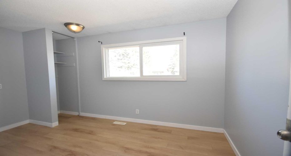 2604 106 Avenue, Calgary, Alberta T2W 2J1, 4 Bedroom Bedrooms, 0 ,3 BathroomBathrooms,Residential,For Sale,106,0,A2328300