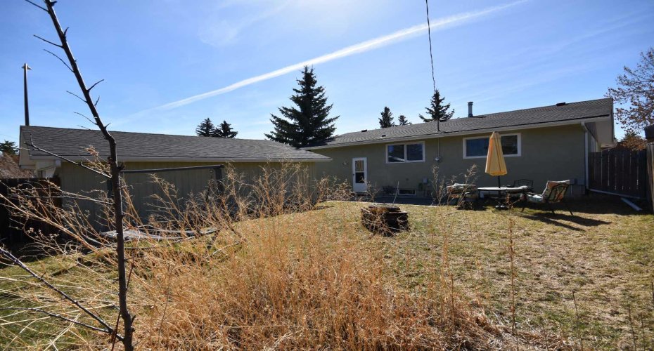 2604 106 Avenue, Calgary, Alberta T2W 2J1, 4 Bedroom Bedrooms, 0 ,3 BathroomBathrooms,Residential,For Sale,106,0,A2328300