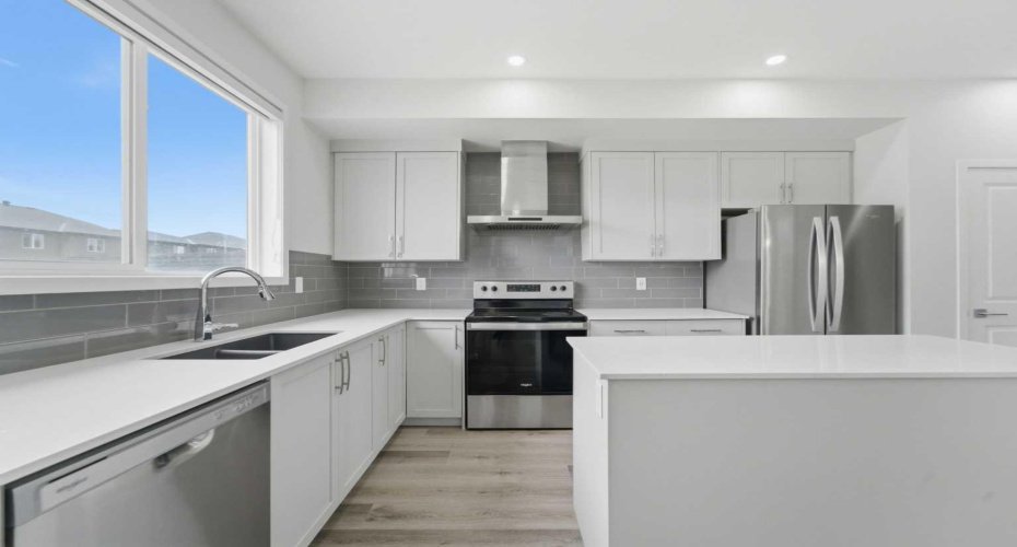 21 Corner Glen Row, Calgary, Alberta T3M 2L9, 5 Bedroom Bedrooms, 0 ,4 BathroomBathrooms,Residential,For Sale,Corner Glen,0,A2328306