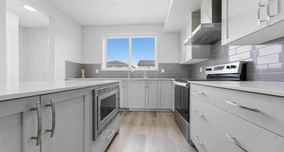 21 Corner Glen Row, Calgary, Alberta T3M 2L9, 5 Bedroom Bedrooms, 0 ,4 BathroomBathrooms,Residential,For Sale,Corner Glen,0,A2328306