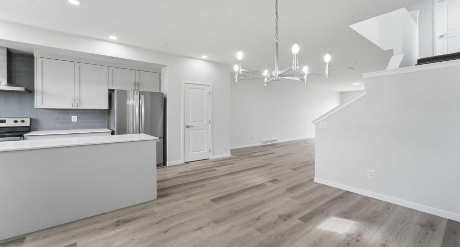 21 Corner Glen Row, Calgary, Alberta T3M 2L9, 5 Bedroom Bedrooms, 0 ,4 BathroomBathrooms,Residential,For Sale,Corner Glen,0,A2328306
