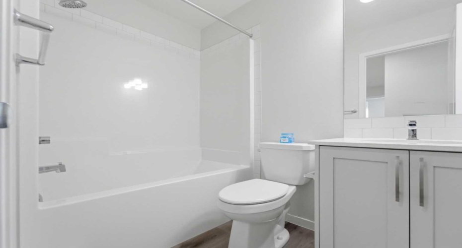 21 Corner Glen Row, Calgary, Alberta T3M 2L9, 5 Bedroom Bedrooms, 0 ,4 BathroomBathrooms,Residential,For Sale,Corner Glen,0,A2328306