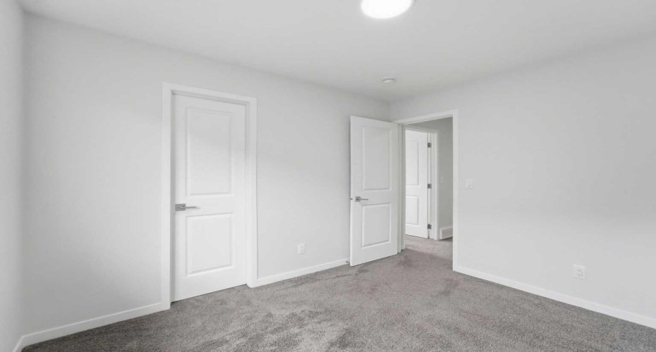 21 Corner Glen Row, Calgary, Alberta T3M 2L9, 5 Bedroom Bedrooms, 0 ,4 BathroomBathrooms,Residential,For Sale,Corner Glen,0,A2328306