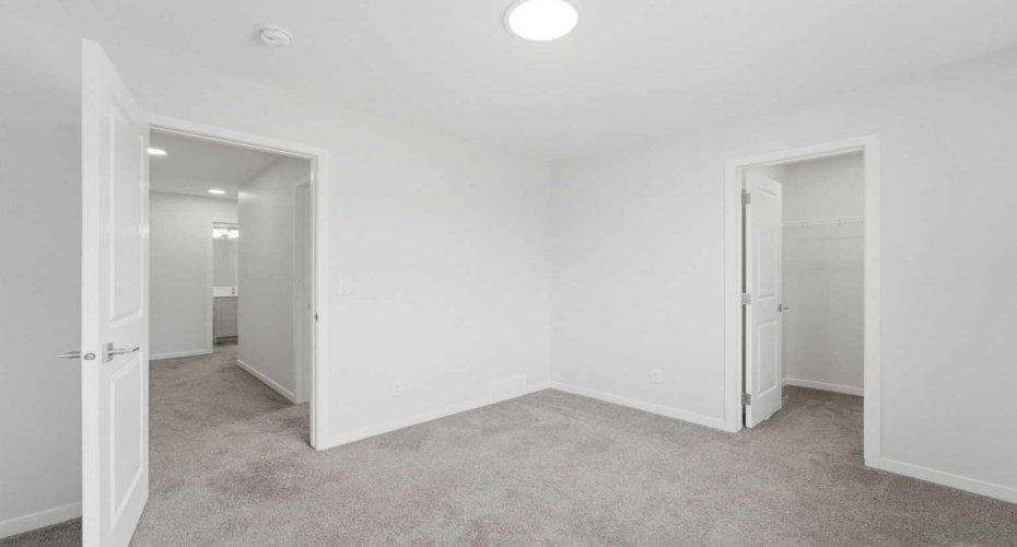 21 Corner Glen Row, Calgary, Alberta T3M 2L9, 5 Bedroom Bedrooms, 0 ,4 BathroomBathrooms,Residential,For Sale,Corner Glen,0,A2328306