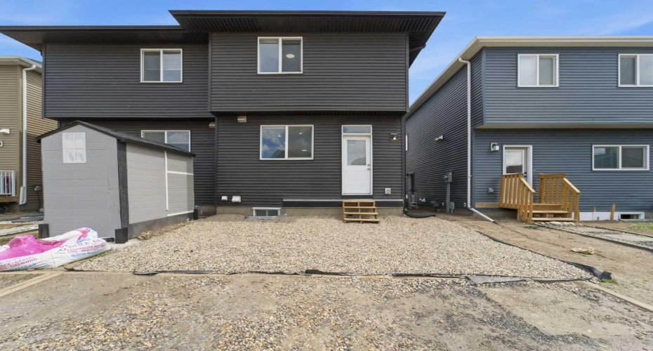 21 Corner Glen Row, Calgary, Alberta T3M 2L9, 5 Bedroom Bedrooms, 0 ,4 BathroomBathrooms,Residential,For Sale,Corner Glen,0,A2328306