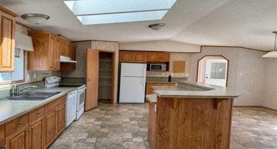 305 Rodeo Drive, Fort Macleod, Alberta T0L 0Z0, 3 Bedroom Bedrooms, 0 ,2 BathroomBathrooms,Mobile,For Sale,Rodeo,0,A2328307