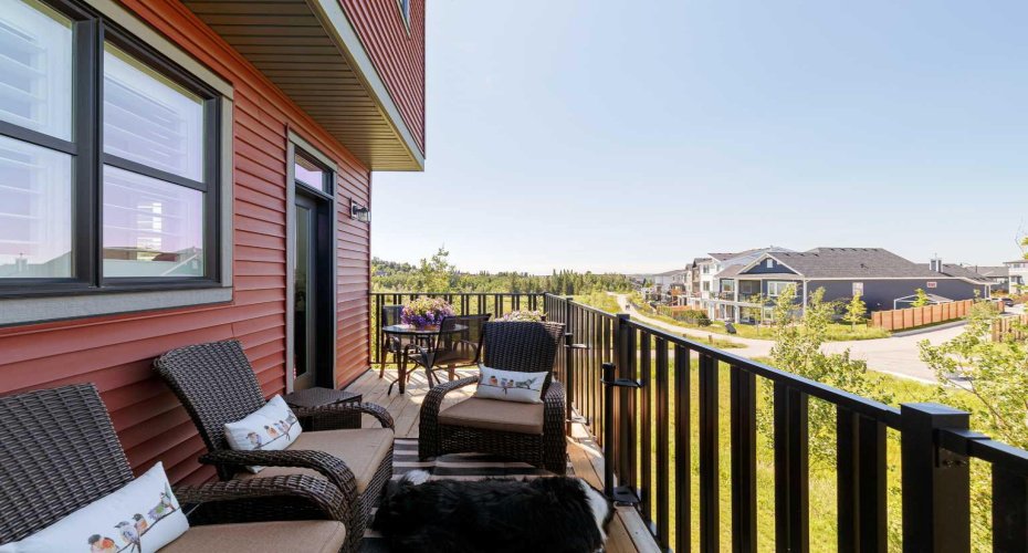 64 Spring Willow Close, Calgary, Alberta T3E 6E8, 3 Bedroom Bedrooms, 0 ,3 BathroomBathrooms,Residential,For Sale,Spring Willow,0,A2328310