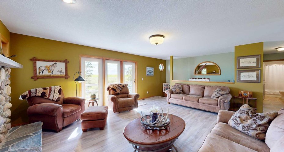 263076 Twp Rd 154, Rural Willow Creek No. 26, M.D. of, Alberta T0L 1R0, 4 Bedroom Bedrooms, 0 ,2 BathroomBathrooms,Residential,For Sale,Twp Rd 154,0,A2328327