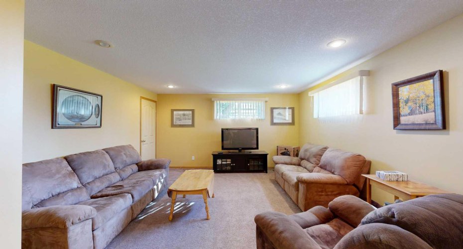 263076 Twp Rd 154, Rural Willow Creek No. 26, M.D. of, Alberta T0L 1R0, 4 Bedroom Bedrooms, 0 ,2 BathroomBathrooms,Residential,For Sale,Twp Rd 154,0,A2328327