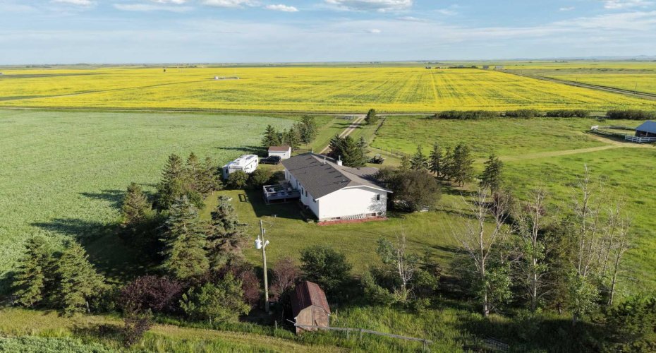 263076 Twp Rd 154, Rural Willow Creek No. 26, M.D. of, Alberta T0L 1R0, 4 Bedroom Bedrooms, 0 ,2 BathroomBathrooms,Residential,For Sale,Twp Rd 154,0,A2328327