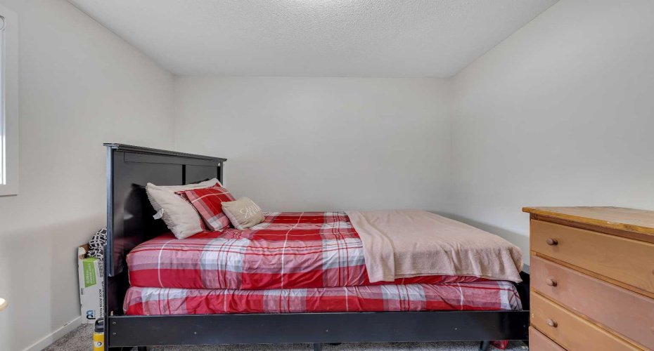 262 Hillcrest Heights, Airdrie, Alberta T4B3Z2, 4 Bedroom Bedrooms, 0 ,4 BathroomBathrooms,Residential,For Sale,Hillcrest,0,A2328331