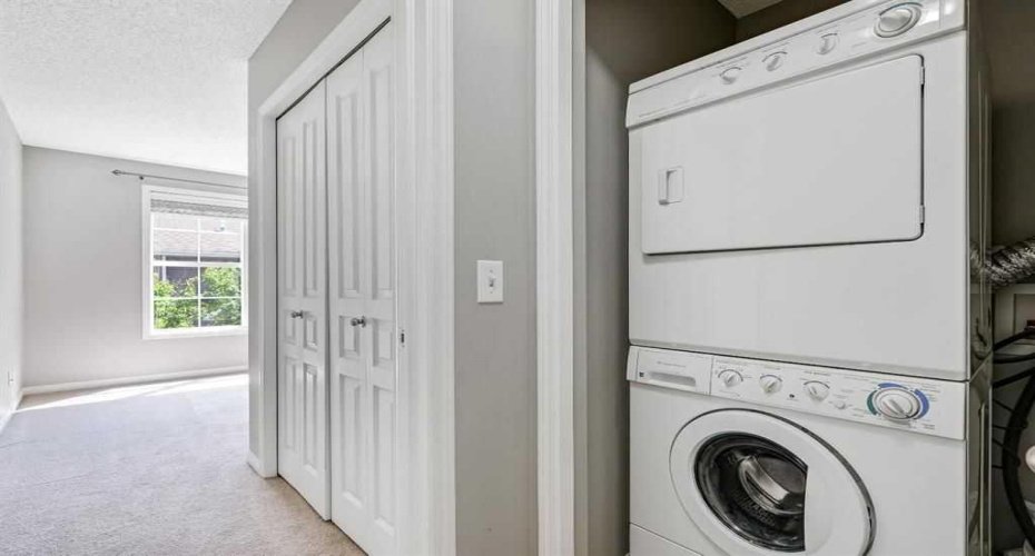 159 New Brighton Villas, Calgary, Alberta T2Z 0T6, 2 Bedroom Bedrooms, 0 ,3 BathroomBathrooms,Residential,For Sale,New Brighton,0,A2328337