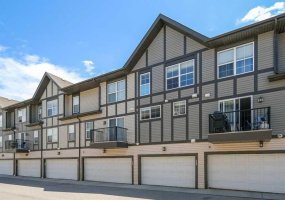 159 New Brighton Villas, Calgary, Alberta T2Z 0T6, 2 Bedroom Bedrooms, 0 ,3 BathroomBathrooms,Residential,For Sale,New Brighton,0,A2328337