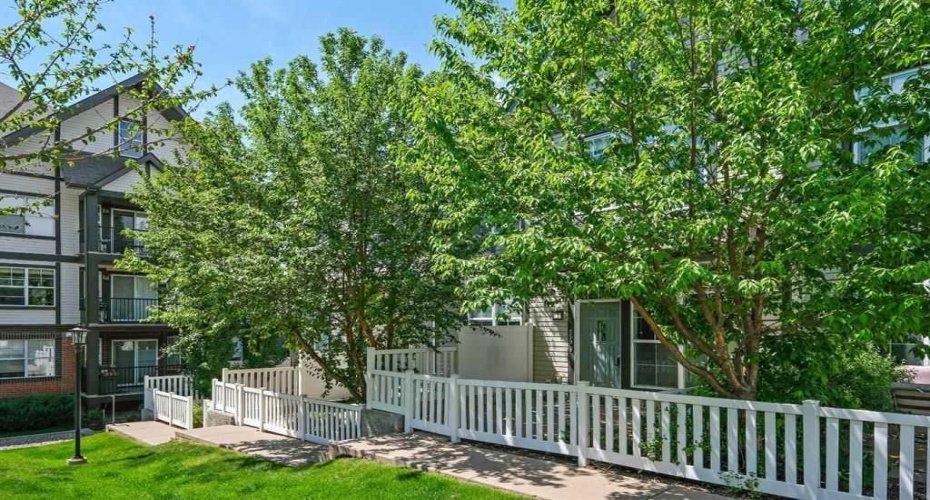 159 New Brighton Villas, Calgary, Alberta T2Z 0T6, 2 Bedroom Bedrooms, 0 ,3 BathroomBathrooms,Residential,For Sale,New Brighton,0,A2328337