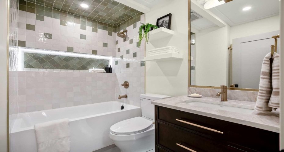 216 Oakridge Place, Calgary, Alberta T2V 1V2, 4 Bedroom Bedrooms, 0 ,4 BathroomBathrooms,Residential,For Sale,Oakridge,0,A2328339