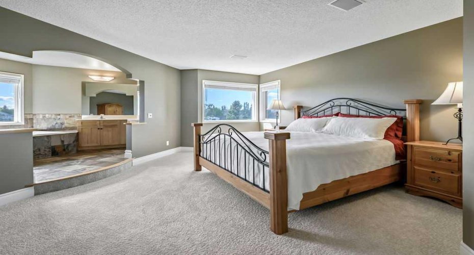 28 Citadel Green, Calgary, Alberta T3G 4G5, 4 Bedroom Bedrooms, 0 ,4 BathroomBathrooms,Residential,For Sale,Citadel,0,A2328341
