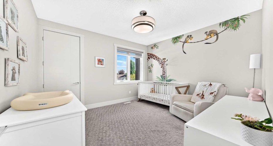 218 26 Avenue, Calgary, Alberta T2M 2C9, 4 Bedroom Bedrooms, 0 ,4 BathroomBathrooms,Residential,For Sale,26,0,A2324934