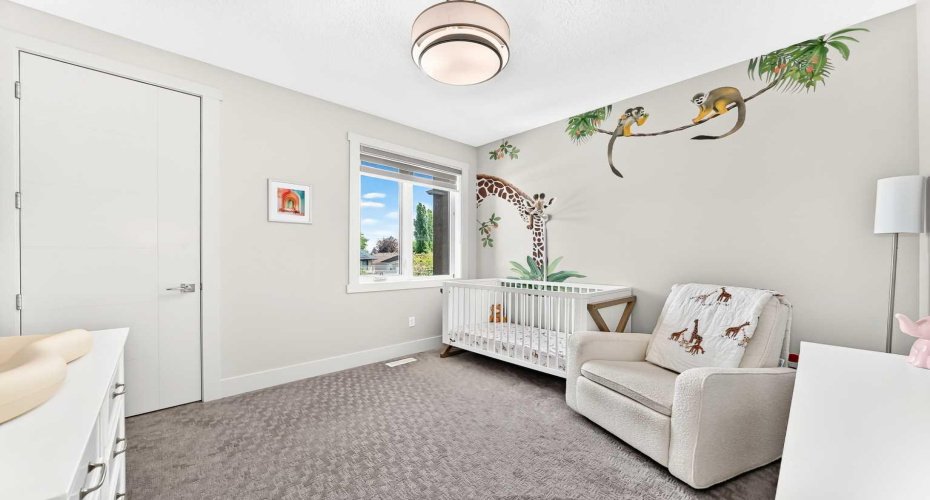218 26 Avenue, Calgary, Alberta T2M 2C9, 4 Bedroom Bedrooms, 0 ,4 BathroomBathrooms,Residential,For Sale,26,0,A2324934