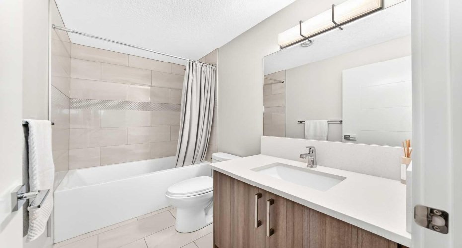218 26 Avenue, Calgary, Alberta T2M 2C9, 4 Bedroom Bedrooms, 0 ,4 BathroomBathrooms,Residential,For Sale,26,0,A2324934