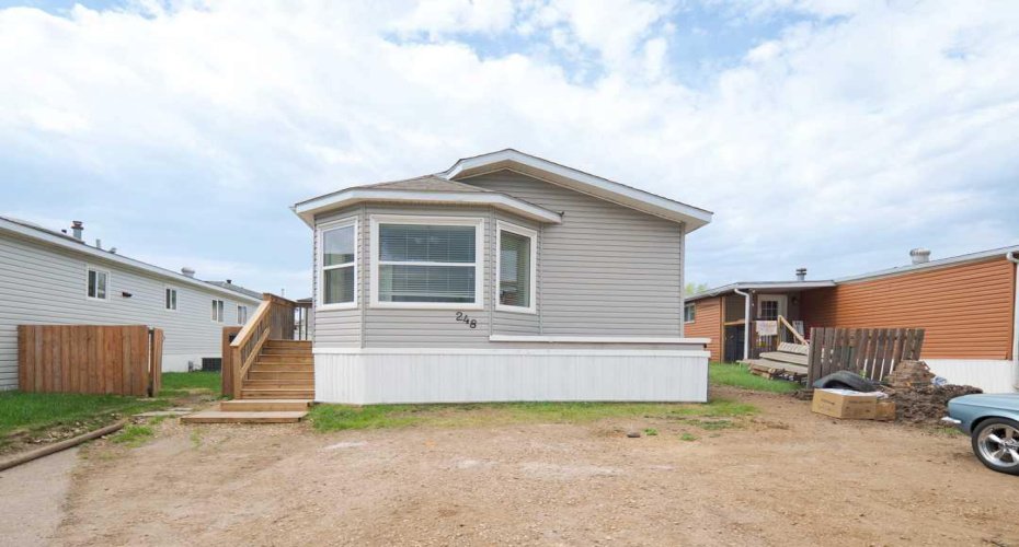 248 Caouette Crescent, Fort McMurray, Alberta T9K 2H9, 3 Bedroom Bedrooms, 0 ,2 BathroomBathrooms,Residential,For Sale,Caouette,0,A2325182