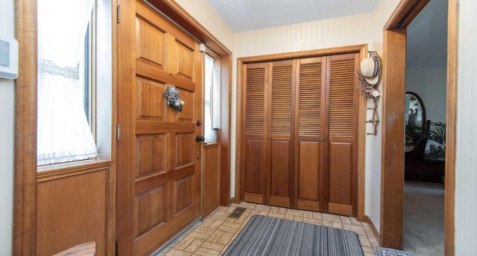 28319 Township Road 384, Rural Red Deer County, Alberta T4S 2A4, 5 Bedroom Bedrooms, 0 ,4 BathroomBathrooms,Residential,For Sale,Township Road 384,0,A2328350
