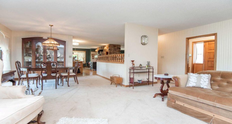 28319 Township Road 384, Rural Red Deer County, Alberta T4S 2A4, 5 Bedroom Bedrooms, 0 ,4 BathroomBathrooms,Residential,For Sale,Township Road 384,0,A2328350