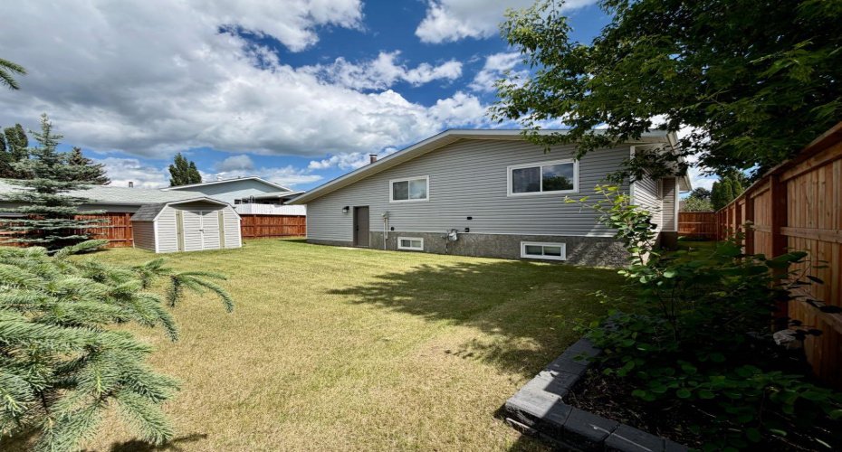 530 20 Street, Wainwright, Alberta T9W 1H8, 3 Bedroom Bedrooms, 0 ,2 BathroomBathrooms,Residential,For Sale,20,0,A2325242
