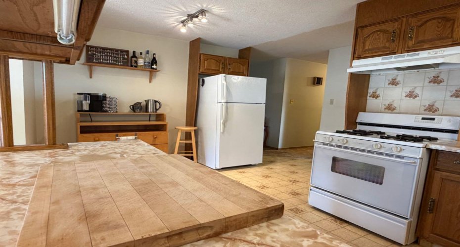 530 20 Street, Wainwright, Alberta T9W 1H8, 3 Bedroom Bedrooms, 0 ,2 BathroomBathrooms,Residential,For Sale,20,0,A2325242