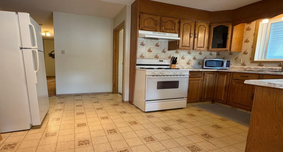 530 20 Street, Wainwright, Alberta T9W 1H8, 3 Bedroom Bedrooms, 0 ,2 BathroomBathrooms,Residential,For Sale,20,0,A2325242