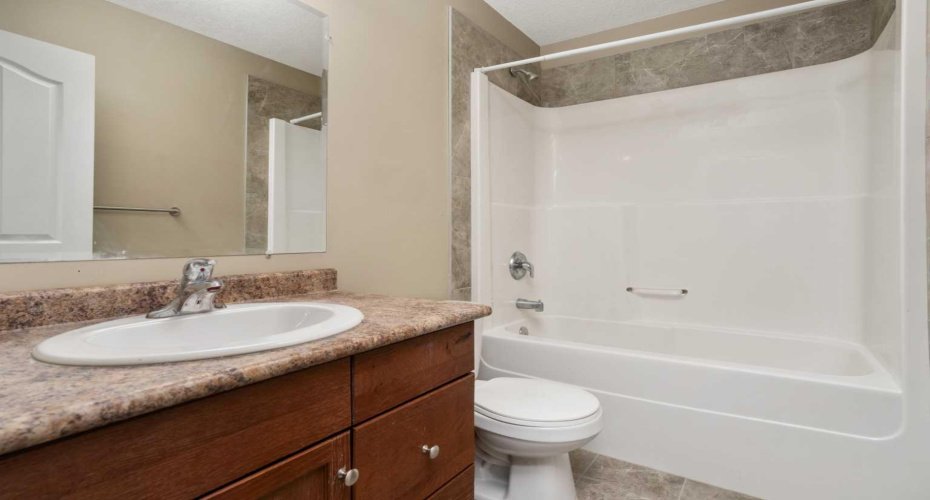 6802 50 Avenue, Camrose, Alberta T4V 5C7, 3 Bedroom Bedrooms, 0 ,3 BathroomBathrooms,Residential,For Sale,50,0,A2328351