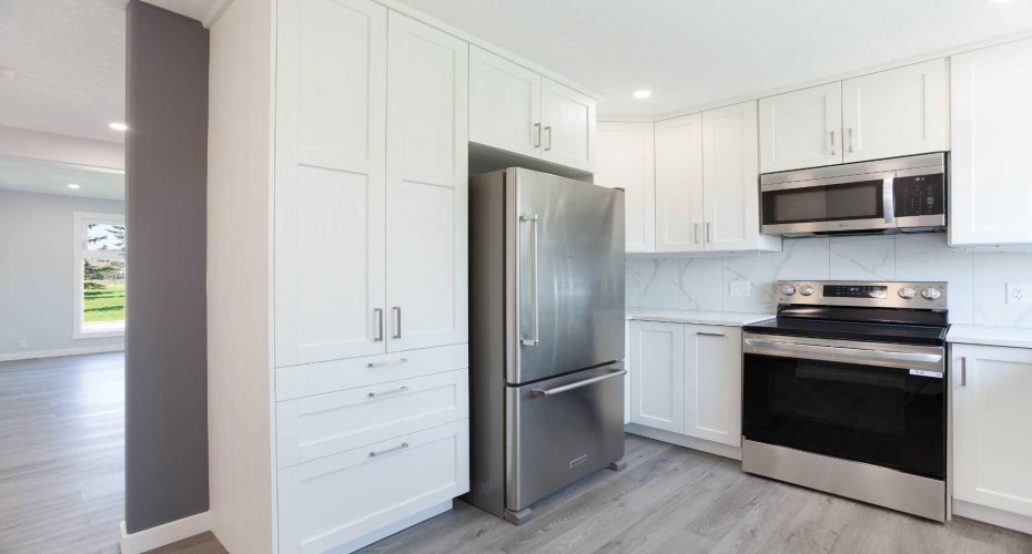 68 Abergale Way, Calgary, Alberta T2A 6H7, 3 Bedroom Bedrooms, 0 ,2 BathroomBathrooms,Residential,For Sale,Abergale,0,A2325354