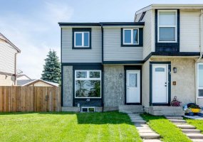 68 Abergale Way, Calgary, Alberta T2A 6H7, 3 Bedroom Bedrooms, 0 ,2 BathroomBathrooms,Residential,For Sale,Abergale,0,A2325354