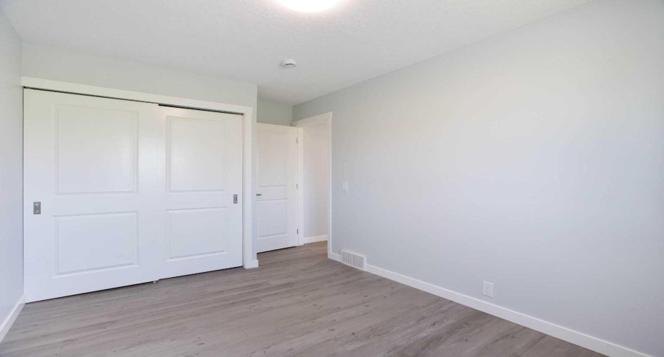 68 Abergale Way, Calgary, Alberta T2A 6H7, 3 Bedroom Bedrooms, 0 ,2 BathroomBathrooms,Residential,For Sale,Abergale,0,A2325354
