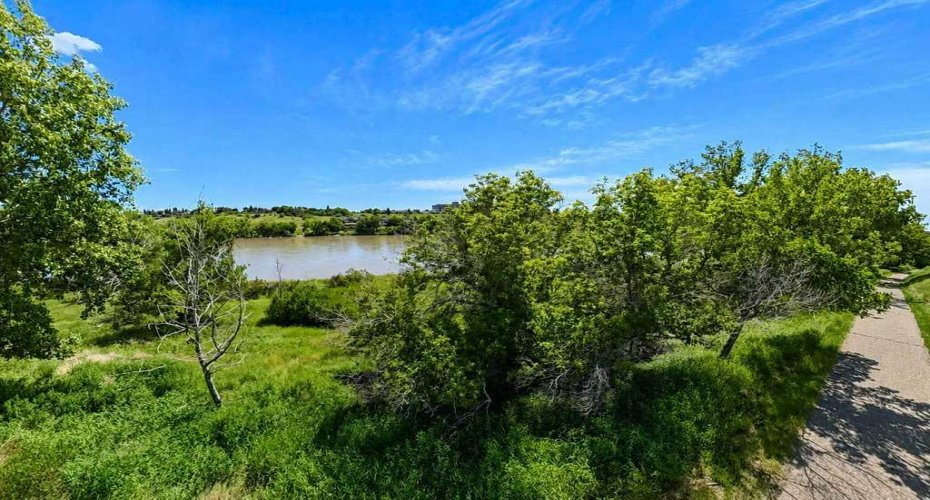 510 1 Street, Medicine Hat, Alberta T1A 6H8, 3 Bedroom Bedrooms, 0 ,3 BathroomBathrooms,Residential,For Sale,1,0,A2328354