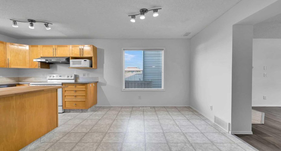 203 Covemeadow Crescent, Calgary, Alberta T3K6B1, 3 Bedroom Bedrooms, 0 ,2 BathroomBathrooms,Residential,For Sale,Covemeadow,0,A2325400
