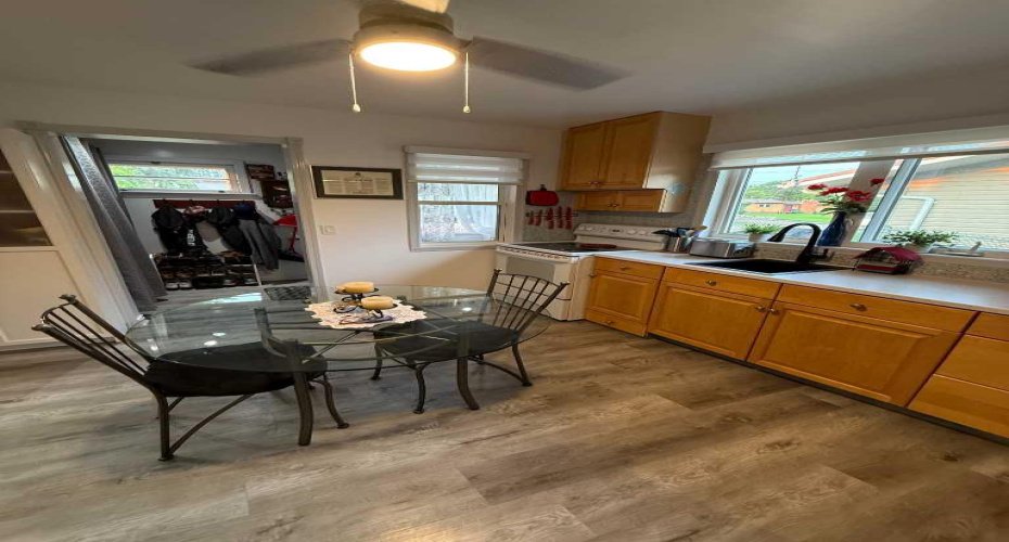 4703 47 Avenue, Myrnam, Alberta T0B 3K0, 1 Bedroom Bedrooms, 0 ,1 BathroomBathrooms,Residential,For Sale,47,0,A2325491