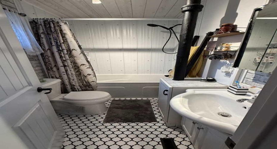 4703 47 Avenue, Myrnam, Alberta T0B 3K0, 1 Bedroom Bedrooms, 0 ,1 BathroomBathrooms,Residential,For Sale,47,0,A2325491