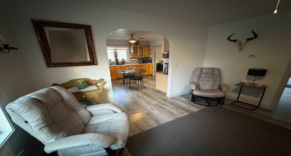 4703 47 Avenue, Myrnam, Alberta T0B 3K0, 1 Bedroom Bedrooms, 0 ,1 BathroomBathrooms,Residential,For Sale,47,0,A2325491